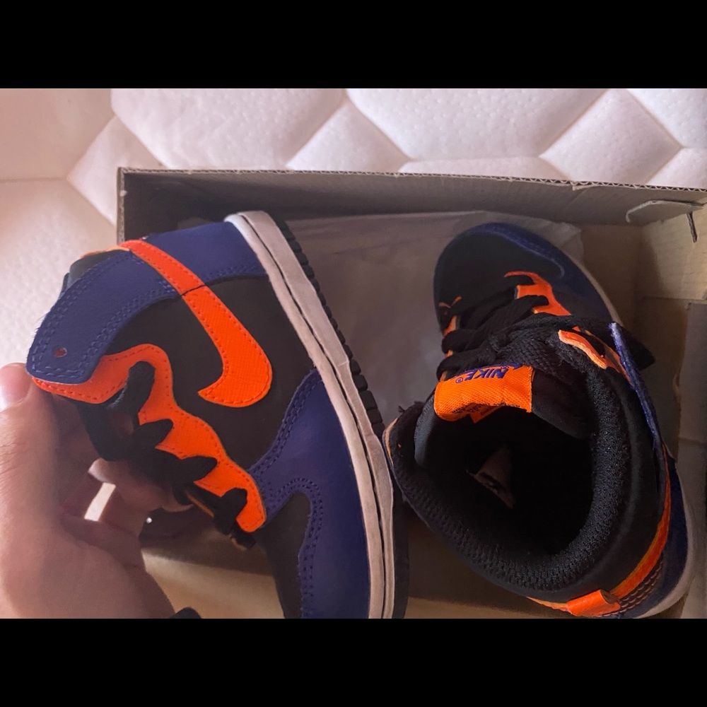Baby shoes